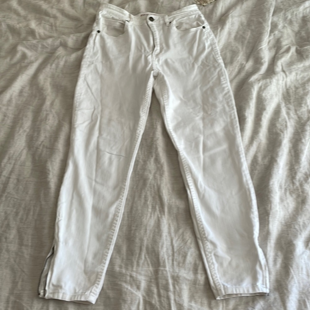 White Guess Jeans